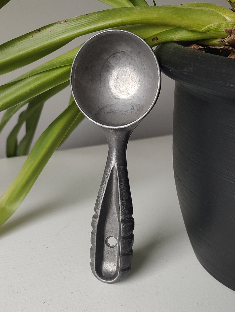 Vintage Hollow Handle Metal Ice Cream Scoop